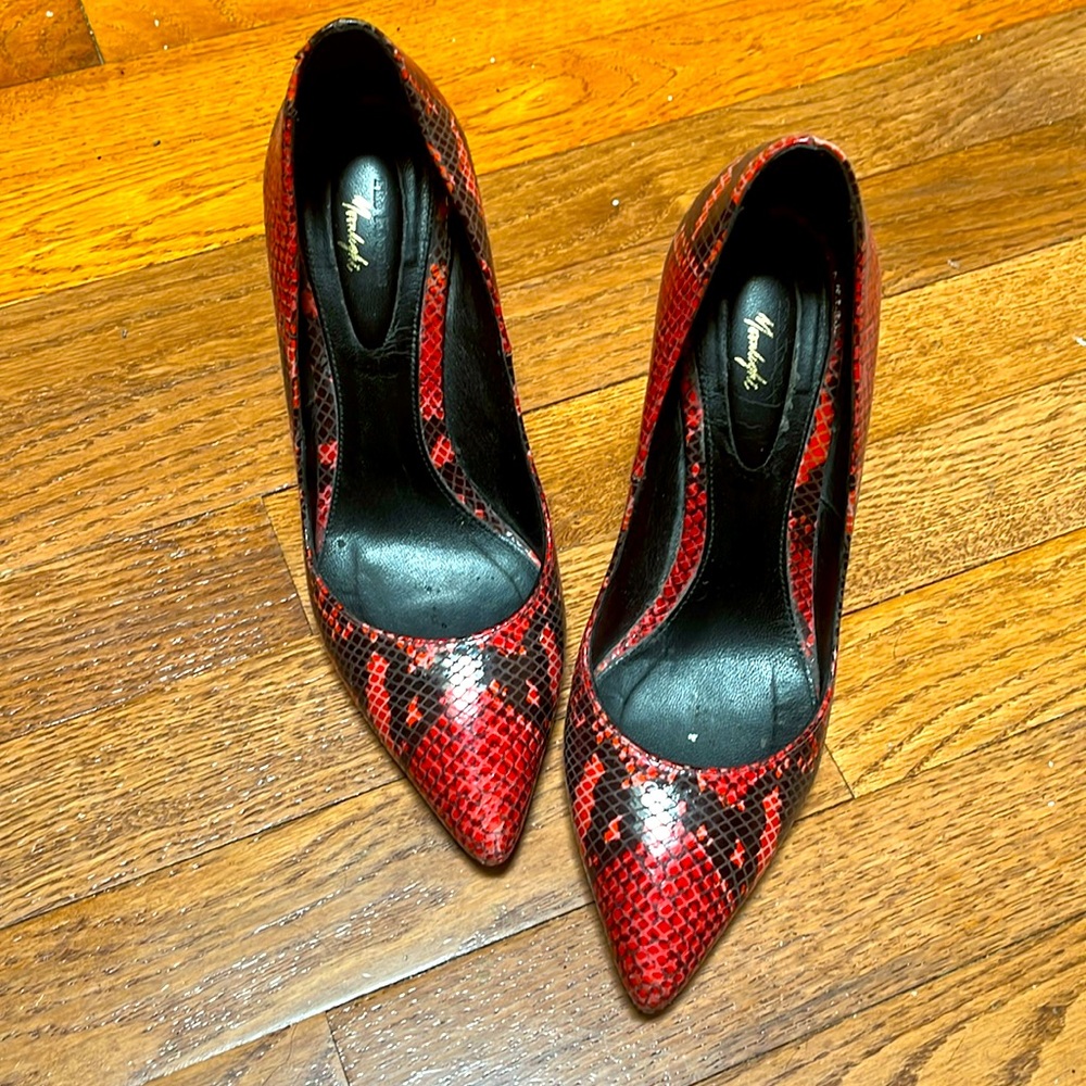 Very cute The Kooples python look red pumps in good condition